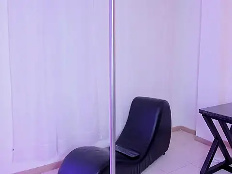 Julietta01 online show from November 2025 08:18:01 PM