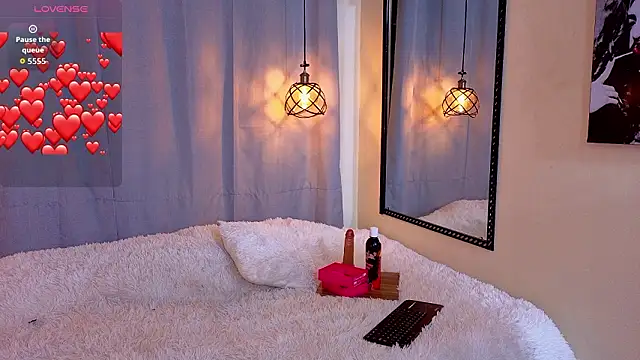 Flor Gil online show from February 2026 02:51:02 AM