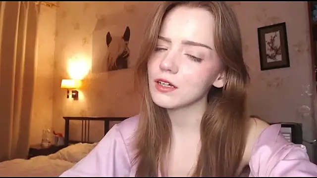 Snapshot of Olivia_Mennso chatting on October 2025 10:43:02 PM Olivia Mennso online show from October 2025 10:43:02 PM