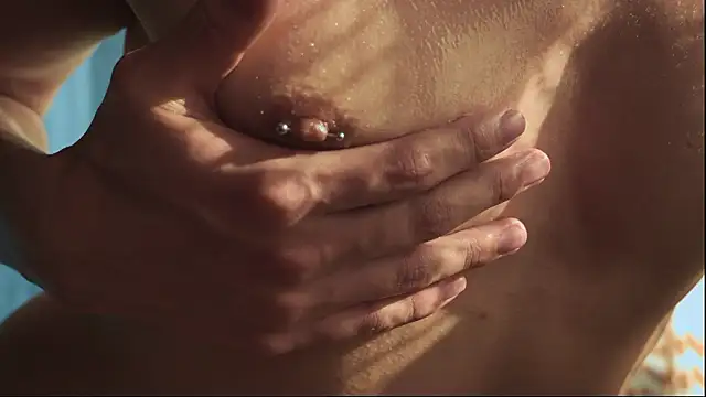 Snapshot of estmonnn chatting on February 2026 08:13:02 PM estmonnn online show from February 2026 08:13:02 PM