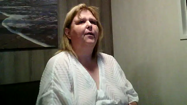 Sylviastar46 online show from March 2026 08:52:02 PM