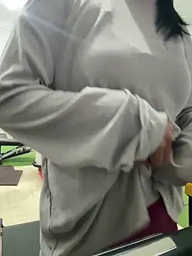 trinhvutrinh online show from December 2025 12:21:01 PM