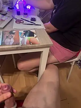 Teeny-Slut18 online show from June 2026 06:31:02 PM