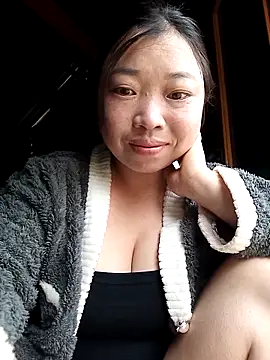 Snapshot of julybe chatting on April 2026 04:27:01 AM julybe online show from April 2026 04:27:01 AM