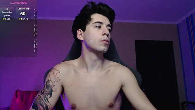 Yofukashii online show from December 2025 12:06:01 AM