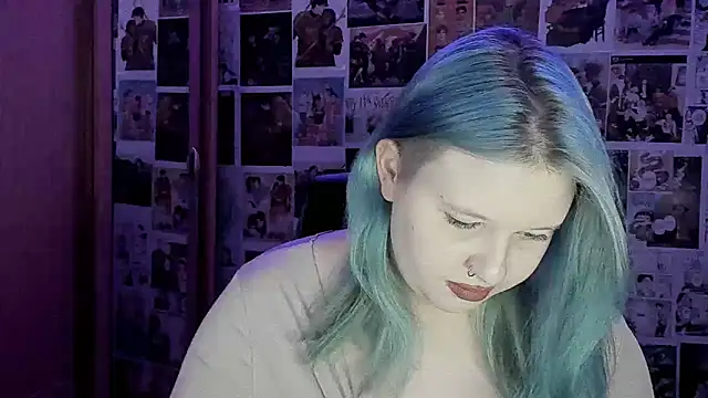 Snapshot of FoxPlayXX chatting on June 2026 09:02:01 PM FoxPlayXX online show from June 2026 09:02:01 PM