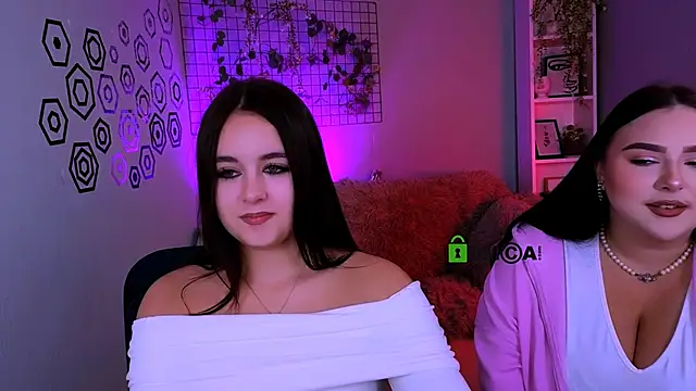 Snapshot of fairy_viola chatting on November 2025 11:33:01 AM fairy viola online show from November 2025 11:33:01 AM