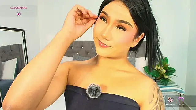 Snapshot of Vale_prado chatting on November 2025 01:27:02 AM Vale prado online show from November 2025 01:27:02 AM