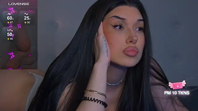 Kattyschwarz online show from November 2025 07:12:02 PM