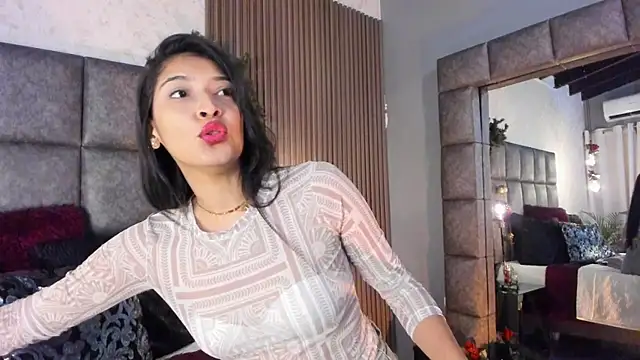 Snapshot of BrigitteVons chatting on November 2025 09:51:02 PM BrigitteVons online show from November 2025 09:51:02 PM