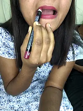 Snapshot of Cuty_Pussy1 chatting on November 2025 07:29:01 AM Cuty Pussy1 online show from November 2025 07:29:01 AM