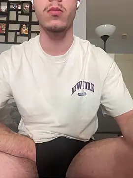 Snapshot of Hostkind chatting on October 2025 07:15:02 PM Hostkind online show from October 2025 07:15:02 PM