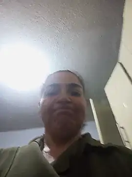 Snapshot of MaryRoze_ chatting on June 2026 08:42:02 PM MaryRoze online show from June 2026 08:42:02 PM
