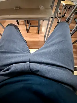 ZAminn6789 online show from November 2025 04:00:02 PM