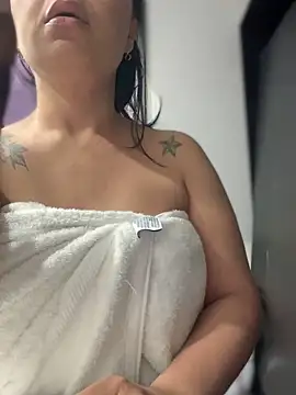 Natural BIGASS Nina online show from November 2025 09:48:02 AM