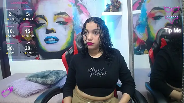 Snapshot of valeria_martinez19 chatting on May 2026 03:02:01 AM valeria martinez19 online show from May 2026 03:02:01 AM