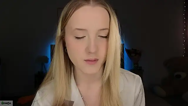 Snapshot of adele_armass chatting on February 2026 09:33:01 PM adele armass online show from February 2026 09:33:01 PM