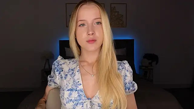 Snapshot of adele_armass chatting on July 2026 09:09:02 PM adele armass online show from July 2026 09:09:02 PM