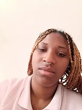 Snapshot of EvonyFoxxx chatting on June 2026 04:42:01 PM EvonyFoxxx online show from June 2026 04:42:01 PM
