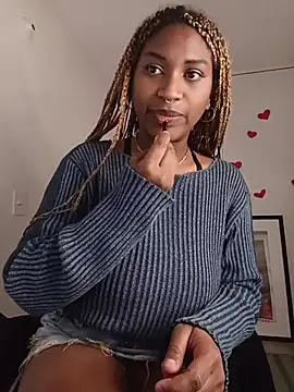 Snapshot of EvonyFoxxx chatting on July 2026 02:40:02 AM EvonyFoxxx online show from July 2026 02:40:02 AM