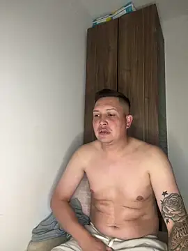 Snapshot of NathanielLux29 chatting on November 2025 12:54:01 AM NathanielLux29 online show from November 2025 12:54:01 AM