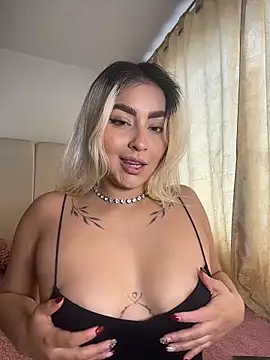 Elina Hills online show from March 2026 03:41:01 PM