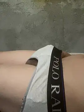 Kevin-xx online show from November 2025 03:23:01 PM