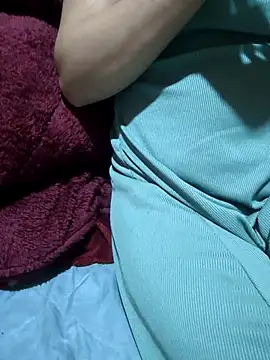 Kevin-xx online show from December 2025 10:52:01 PM