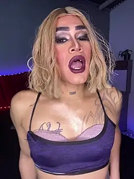 Snapshot of melani_ferraraa_ chatting on April 2026 03:44:01 AM melani ferraraa online show from April 2026 03:44:01 AM