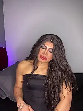 Snapshot of melani_ferraraa_ chatting on May 2026 06:30:01 AM melani ferraraa online show from May 2026 06:30:01 AM
