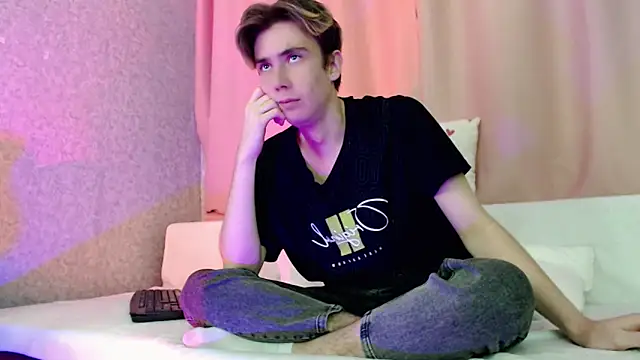 Harvey foster online show from November 2025 11:22:01 AM