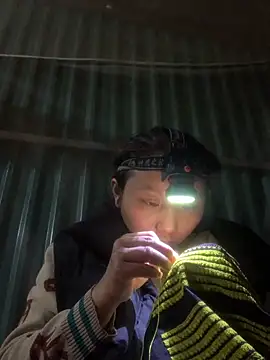 Snapshot of bi-bo123 chatting on November 2025 02:33:01 PM bi-bo123 online show from November 2025 02:33:01 PM