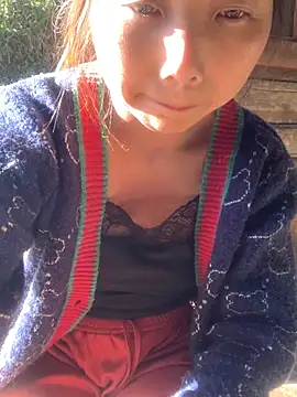 Snapshot of bi-bo123 chatting on November 2025 01:41:02 AM bi-bo123 online show from November 2025 01:41:02 AM