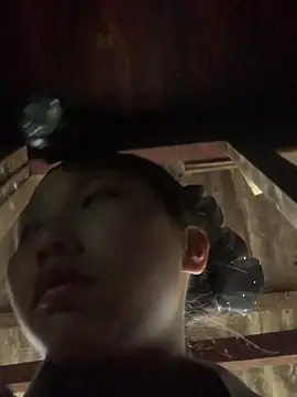 Snapshot of bi-bo123 chatting on December 2025 01:44:02 AM bi-bo123 online show from December 2025 01:44:02 AM