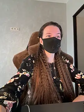 ZlatoslavaLo online show from November 2025 05:51:02 AM