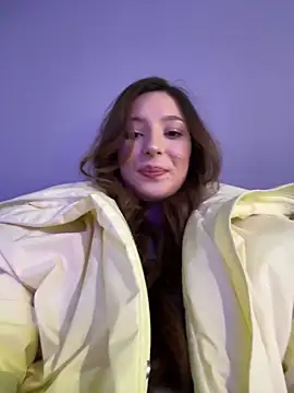 LilluKatten online show from April 2026 11:26:02 AM