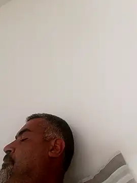 Ricardotarado online show from January 2026 01:39:01 PM