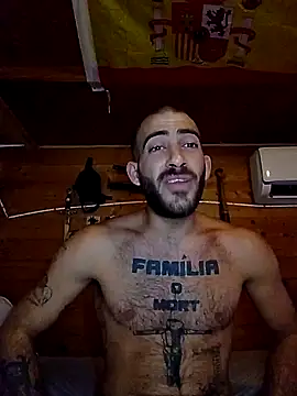 Snapshot of Alicantino69 chatting on October 2025 06:30:02 PM Alicantino69 online show from October 2025 06:30:02 PM