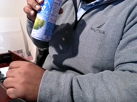 Snapshot of SUN-MON-69 chatting on February 2026 05:11:01 PM SUN-MON-69 online show from February 2026 05:11:01 PM