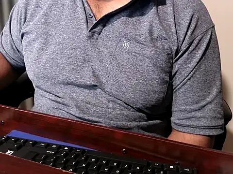 Snapshot of SUN-MON-69 chatting on February 2026 10:26:01 PM SUN-MON-69 online show from February 2026 10:26:01 PM