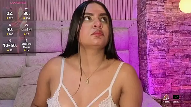 amarahanks1 online show from November 2025 08:22:01 PM