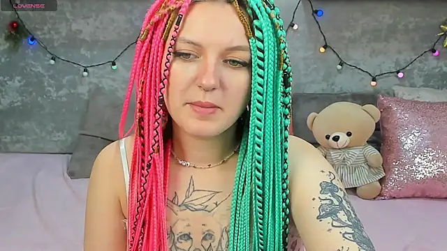 AnnaXPeach online show from December 2025 12:51:02 AM