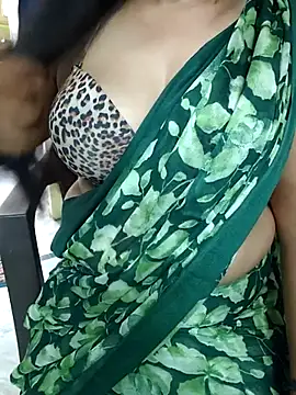 Snapshot of Jahnavi_9 chatting on November 2025 01:08:01 AM Jahnavi 9 online show from November 2025 01:08:01 AM