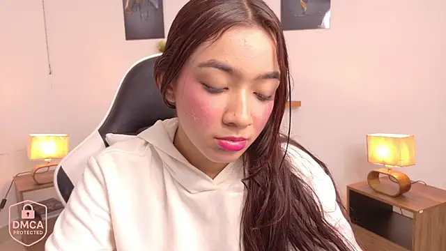 valeria aragon1107 online show from November 2025 06:32:01 PM