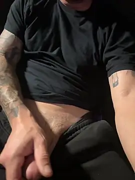 Snapshot of RobsBigD chatting on October 2025 08:04:02 AM RobsBigD online show from October 2025 08:04:02 AM