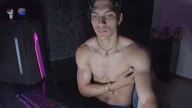 AlessioVitale online show from March 2026 10:26:01 AM