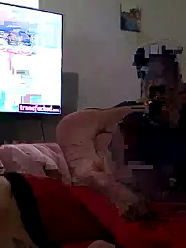 feoGG197 online show from April 2026 06:35:01 PM