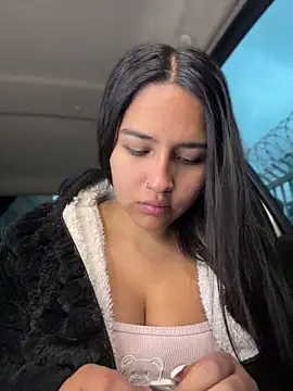 Samantha firee online show from April 2026 11:10:01 AM