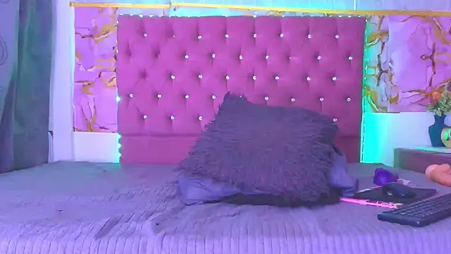 Snapshot of nikol_sexxx chatting on February 2026 04:17:02 AM nikol sexxx online show from February 2026 04:17:02 AM