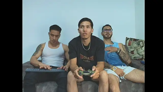 thebadboys05 online show from November 2025 01:17:01 AM